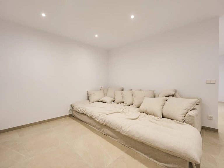 Villa for Sale in Alfaz Del Pi, Alicante 30