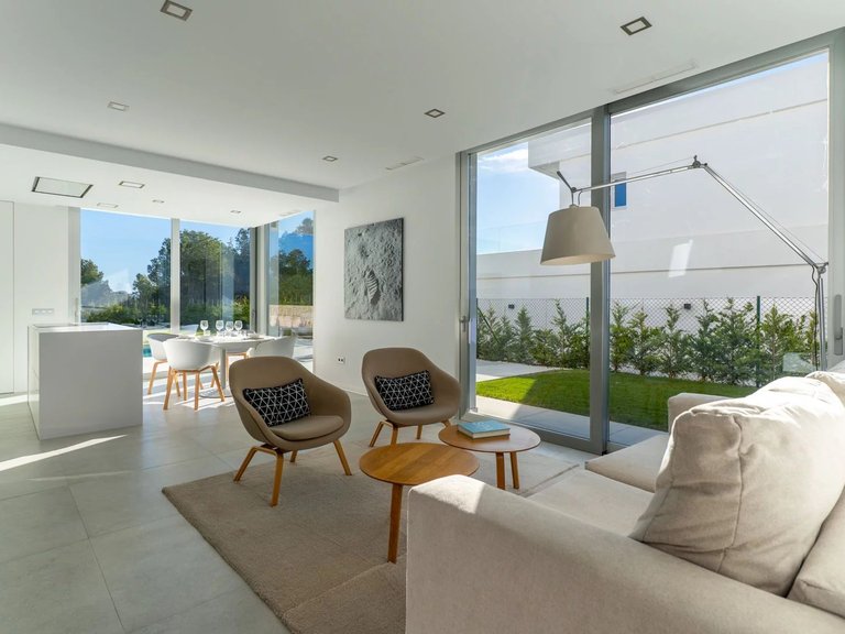 Villa for Sale in Finestrat, Alicante 4