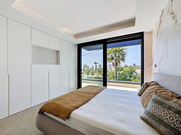 Villa for Sale in Calp, Alicante 35