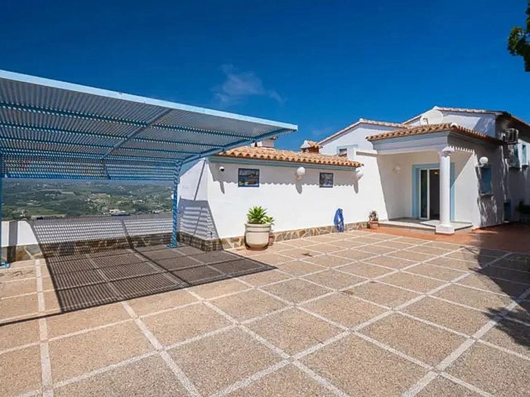 Villa for Sale in Moraira, Alicante 6