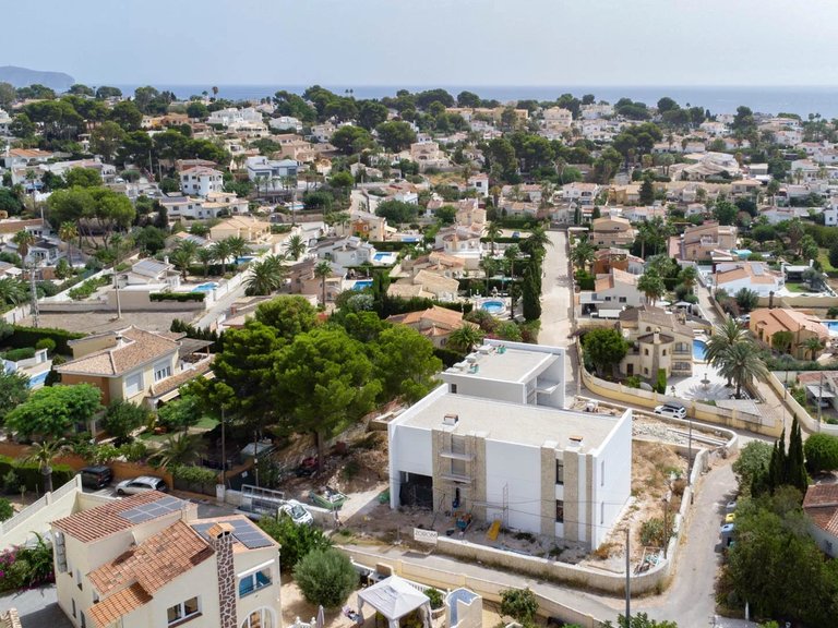 Villa for Sale in Calp, Alicante 3