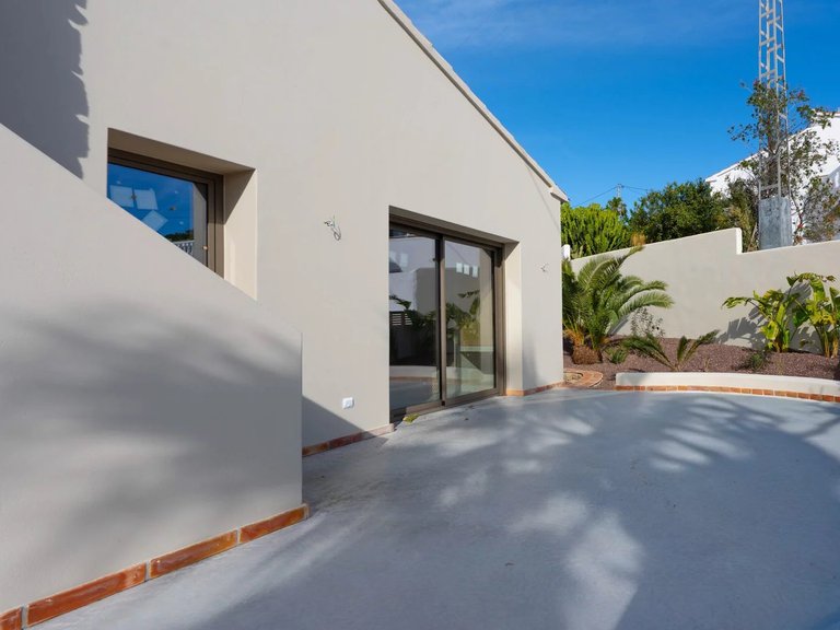 Villa for Sale in Benissa, Alicante 38