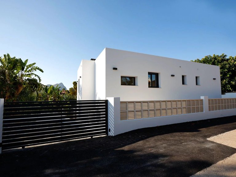 Villa for Sale in Calpe, Alicante 38