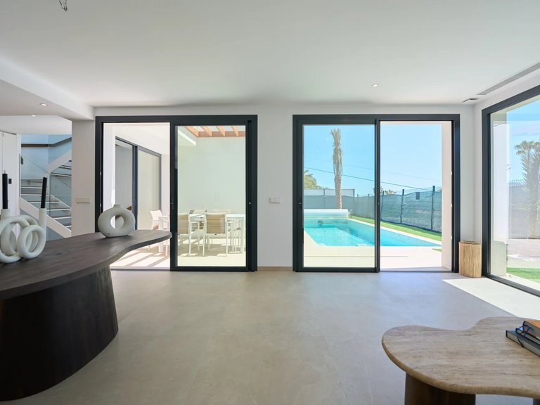 Villa for Sale in Alfaz Del Pi, Alicante 40