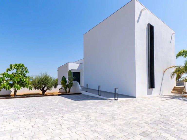 Villa for Sale in Moraira, Alicante 4