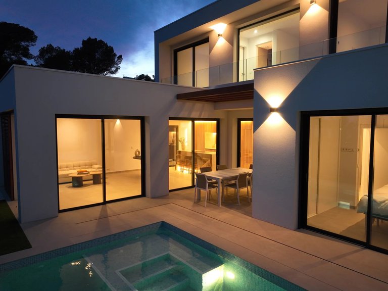 Villa for Sale in Alfaz Del Pi, Alicante 12