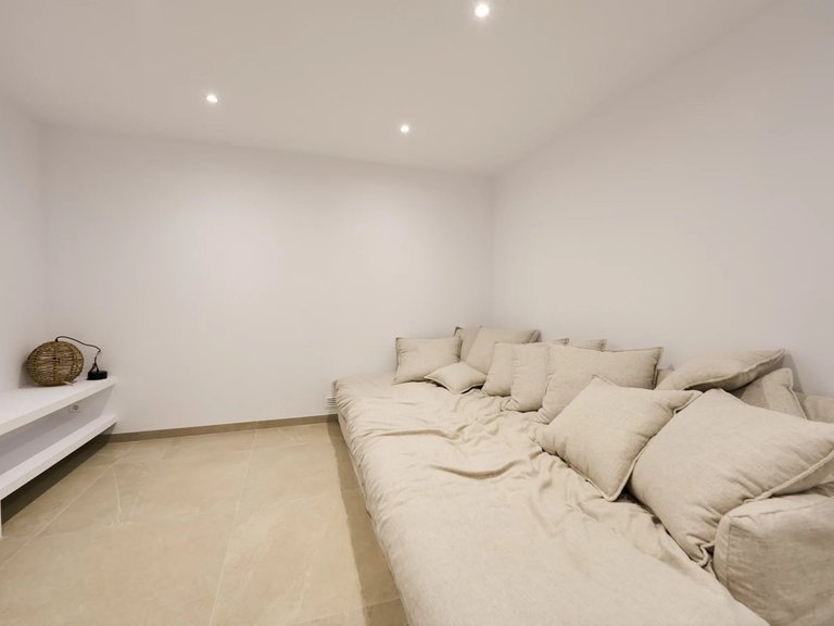 Villa for Sale in Alfaz Del Pi, Alicante 31