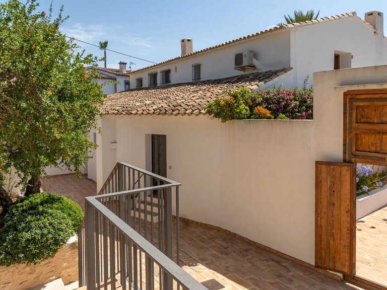 Villa for Sale in Benissa, Alicante 9