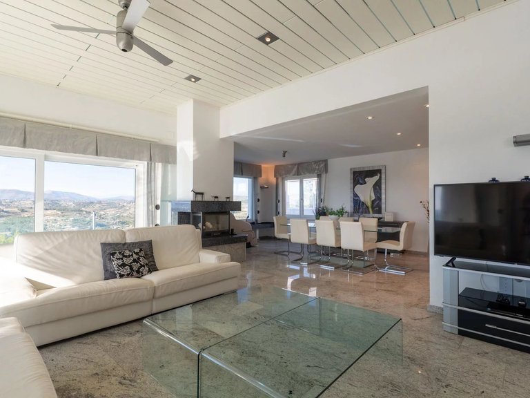 Villa for Sale in Moraira, Alicante 7