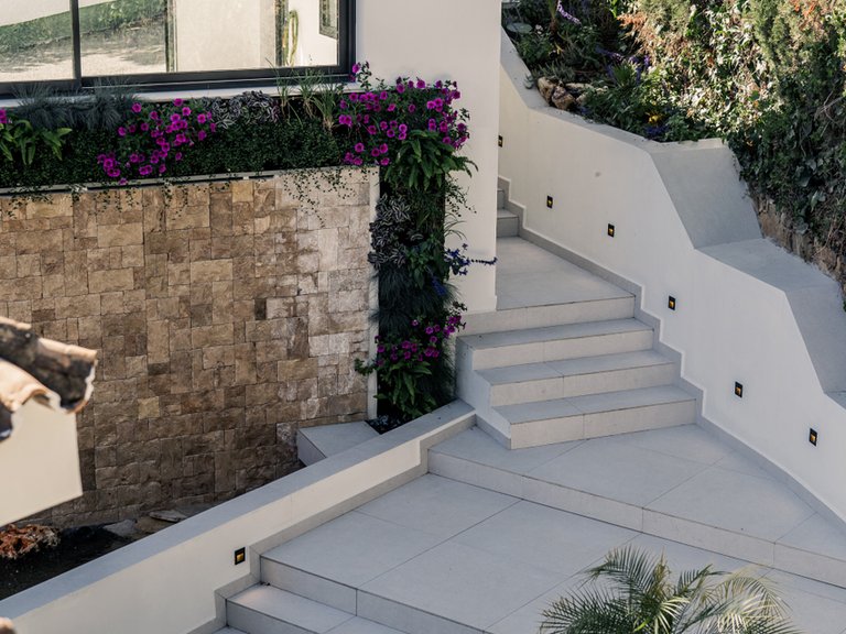 Villa for Sale in Nueva Andalucia, Marbella, Malaga 26