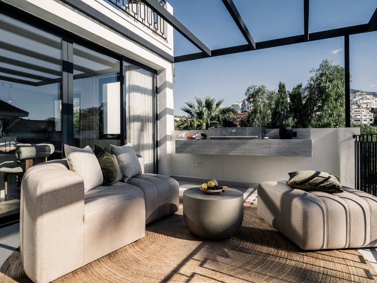 Villa for Sale in Nueva Andalucia, Marbella, Malaga 15