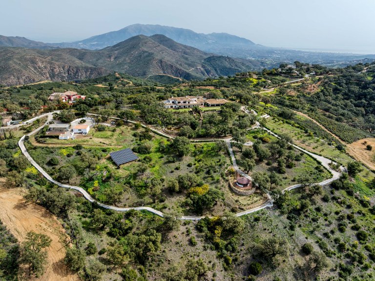 Villa for Sale in Marbella Este, Marbella, Malaga 53