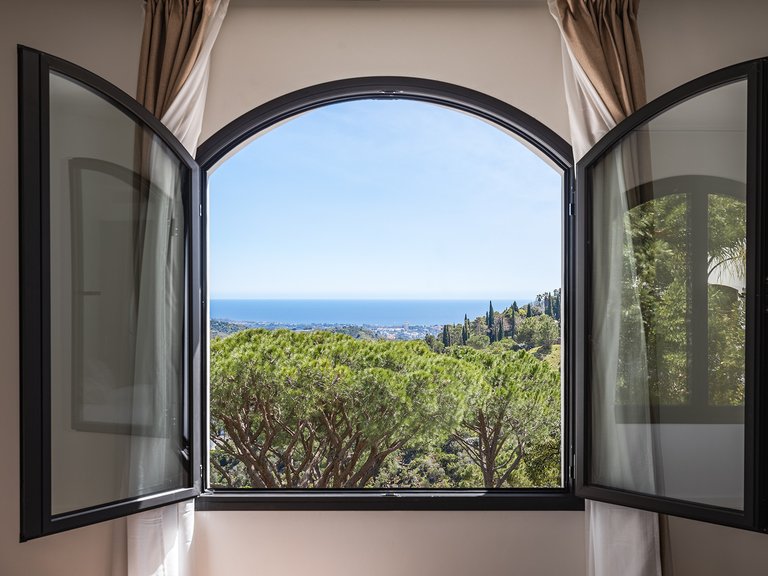 Villa for Sale in Benahavis, Malaga 26