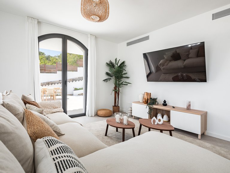 Villa for Sale in Benahavis, Malaga 41