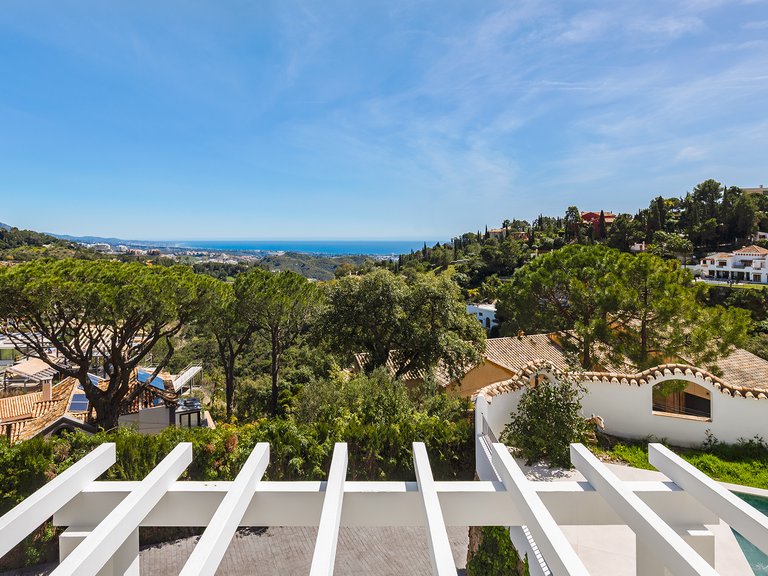 Villa for Sale in Benahavis, Malaga 36
