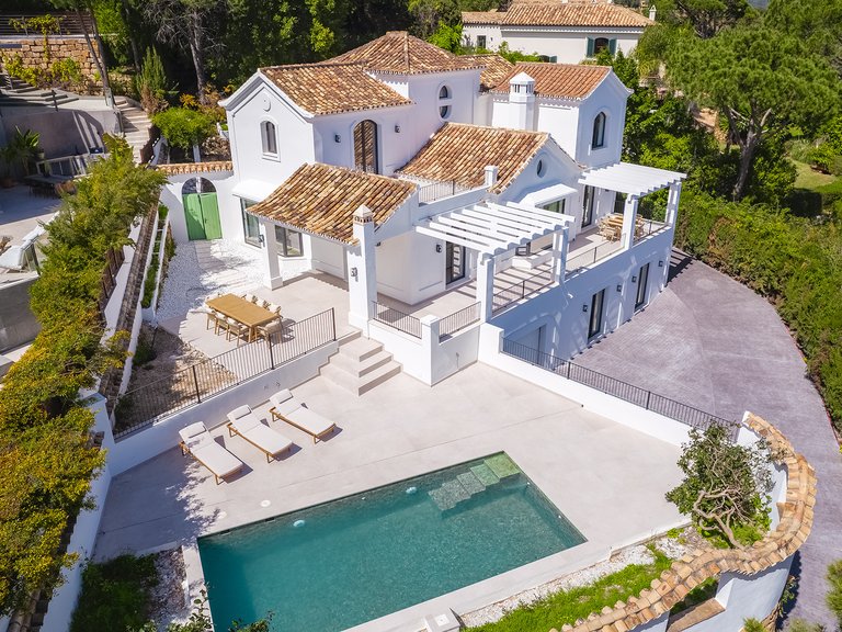 Villa for Sale in Benahavis, Malaga 10