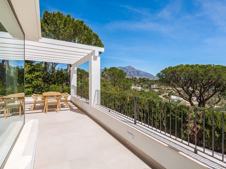 Villa for Sale in Benahavis, Malaga 43