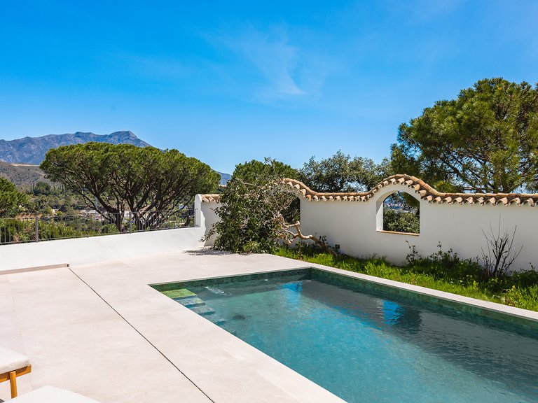 Villa for Sale in Benahavis, Malaga 19