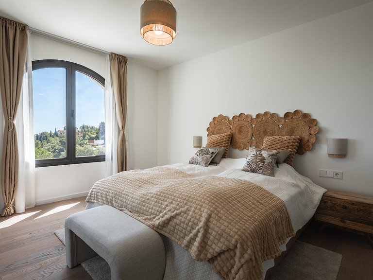 Villa for Sale in Benahavis, Malaga 27
