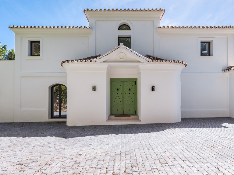 Villa for Sale in Benahavis, Malaga 25