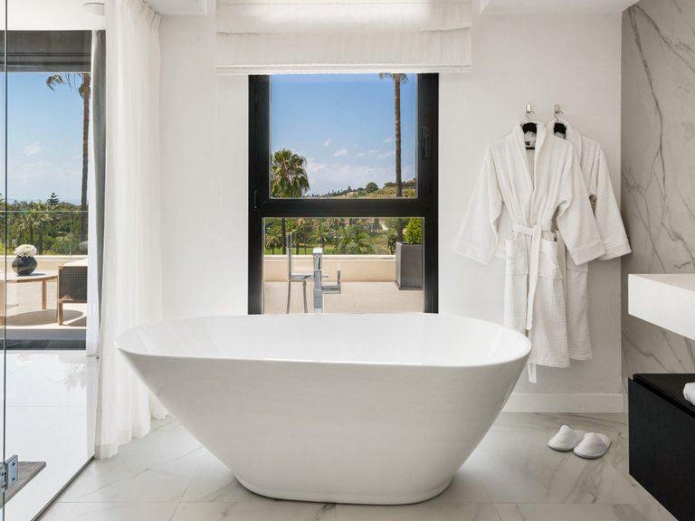 Villa for Sale in Marbella, Malaga 55
