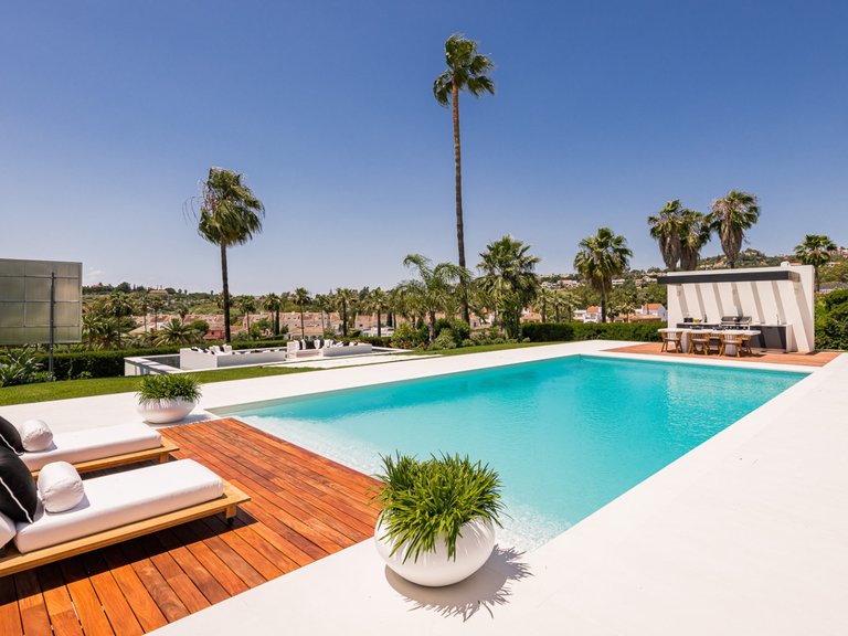 Villa for Sale in Marbella, Malaga 40