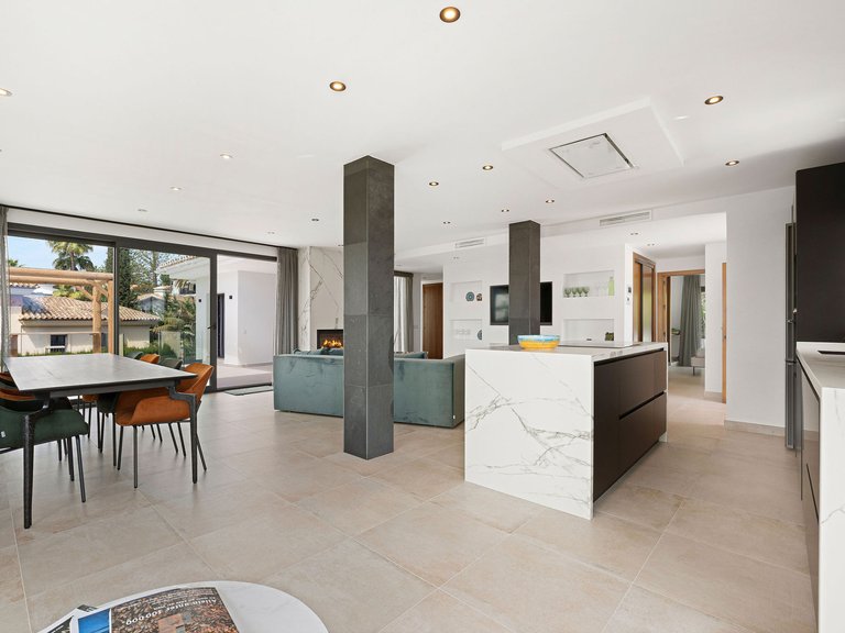 Villa for Sale in Marbella, Malaga 22