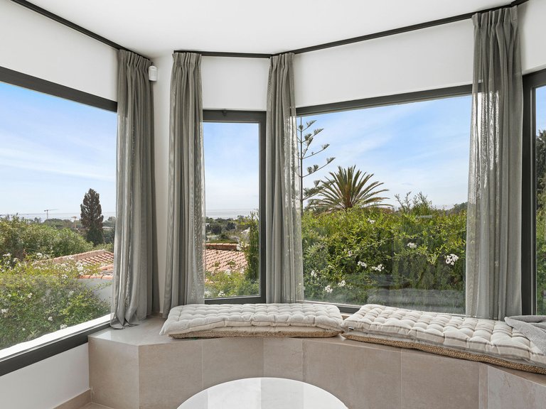 Villa for Sale in Marbella, Malaga 23