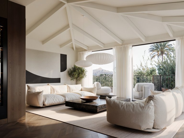 Villa for Sale in Marbella, Malaga 18