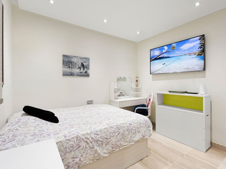 Town House for Sale in Estepona, Malaga 14