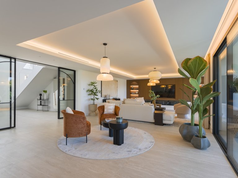 Villa for Sale in Marbella, Malaga 6