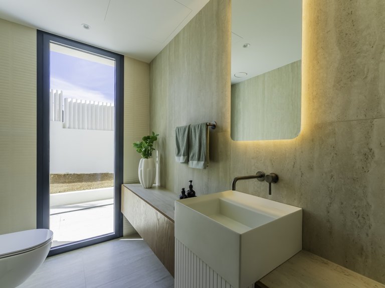 Villa for Sale in Marbella, Malaga 41