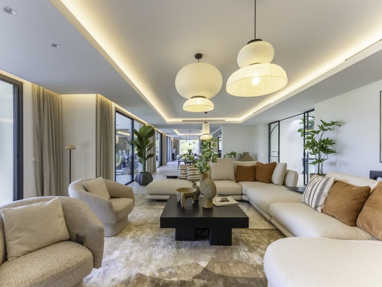 Villa for Sale in Marbella, Malaga 3