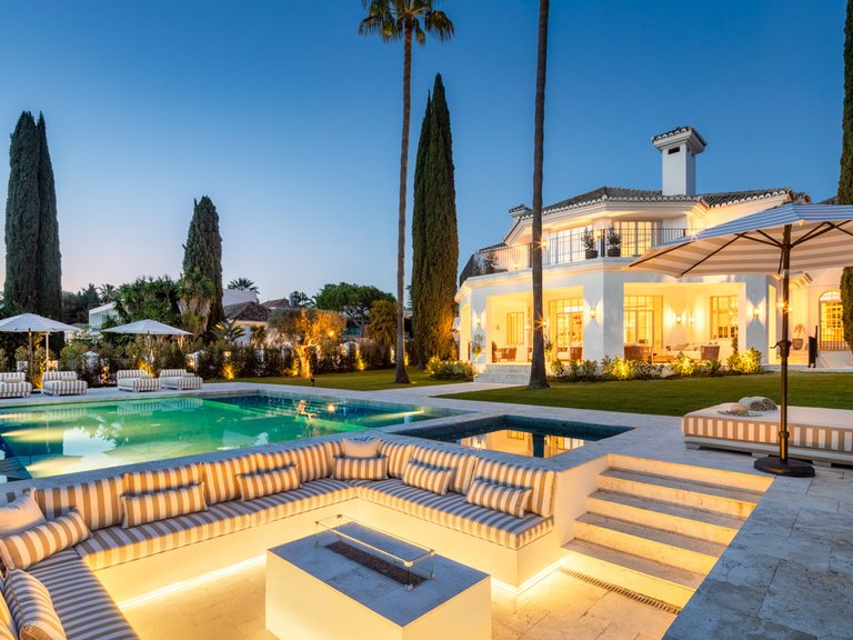 Villa for Sale in Nueva Andalucia, Marbella, Malaga 8