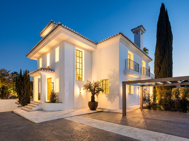Villa for Sale in Nueva Andalucia, Marbella, Malaga 7
