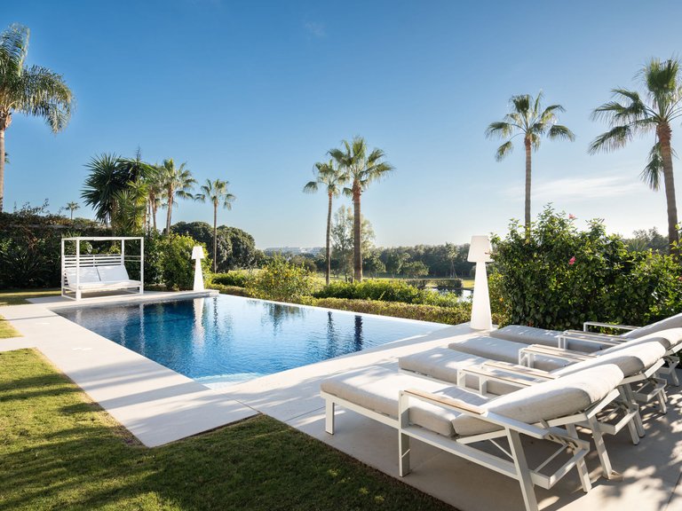 Villa for Sale in Nueva Andalucia, Marbella, Malaga 10