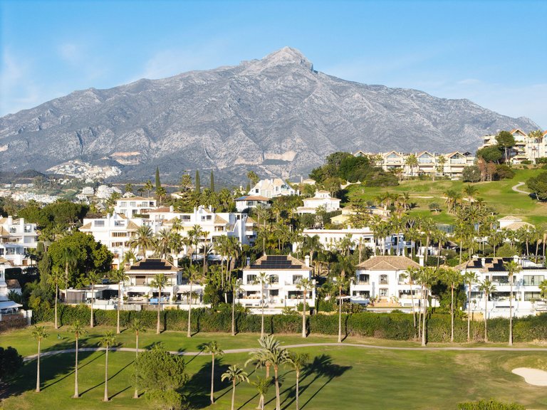 Villa for Sale in Nueva Andalucia, Marbella, Malaga 4