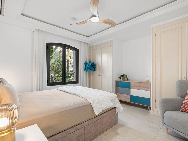 Villa for Sale in Nueva Andalucia, Marbella, Malaga 30