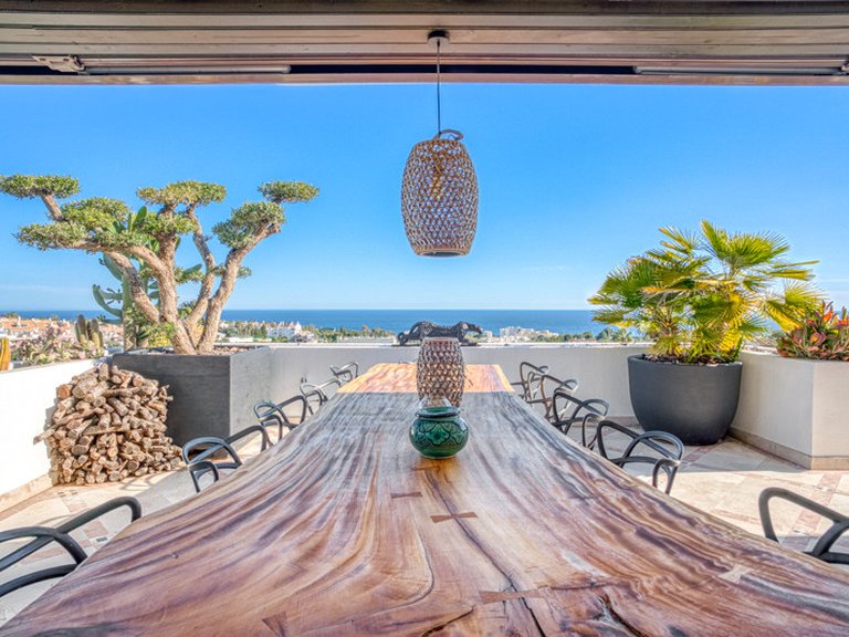 Town House for Sale in Marbella Golden Mile, Marbella, Malaga 23