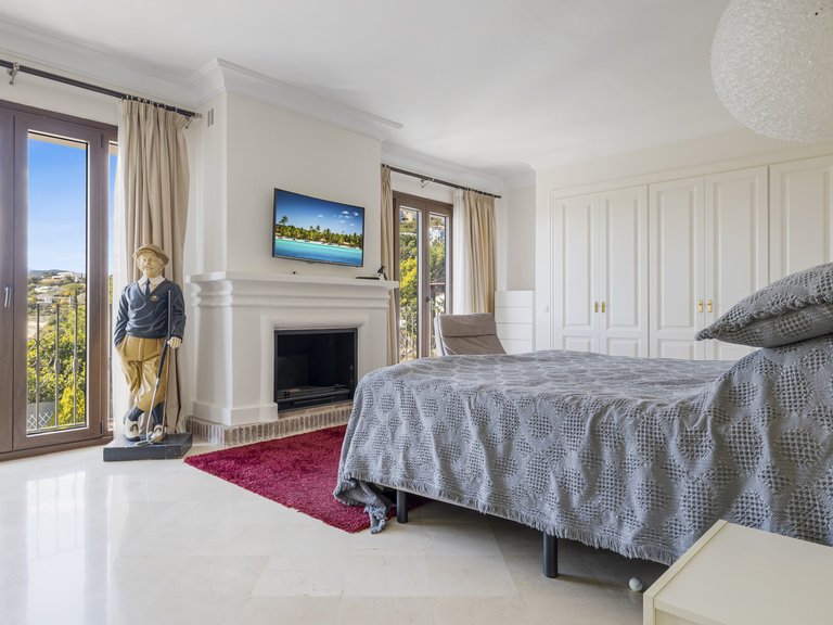 Town House for Sale in Benahavis, Malaga 2
