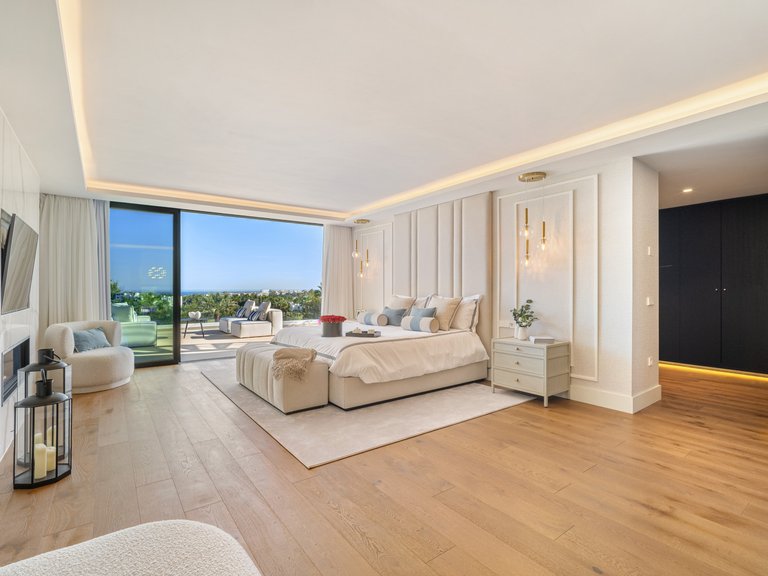 Villa for Sale in Nueva Andalucia, Marbella, Malaga 38