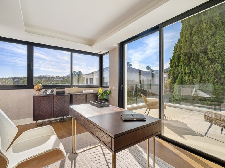 Villa for Sale in Nueva Andalucia, Marbella, Malaga 40