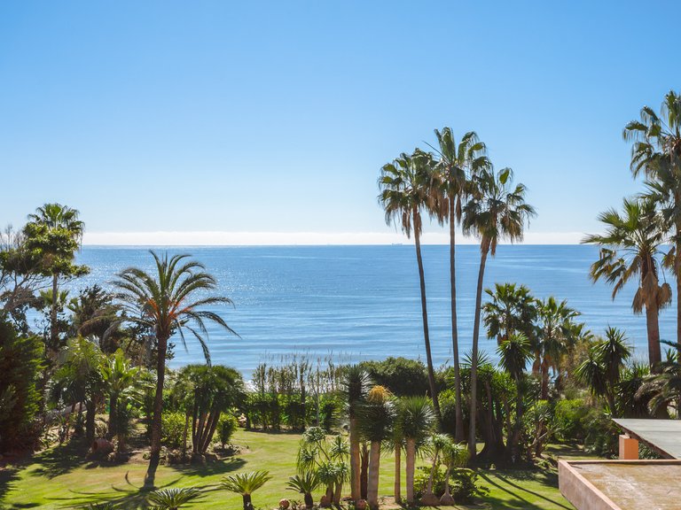 Villa for Sale in Estepona East, Estepona, Malaga 41
