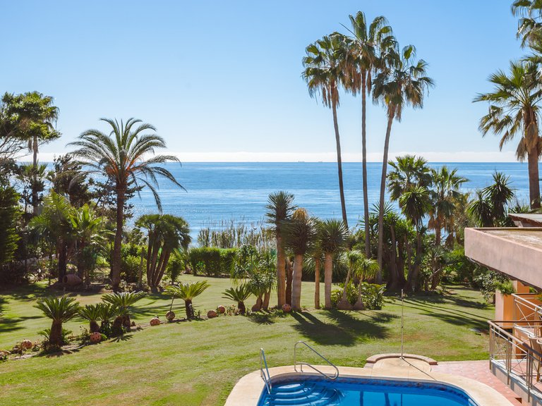 Villa for Sale in Estepona East, Estepona, Malaga 26