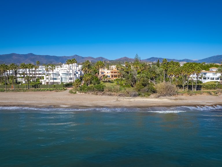 Villa for Sale in Estepona East, Estepona, Malaga 15