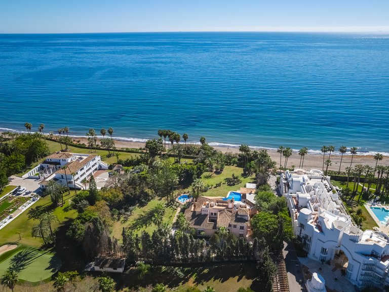 Villa for Sale in Estepona East, Estepona, Malaga 6