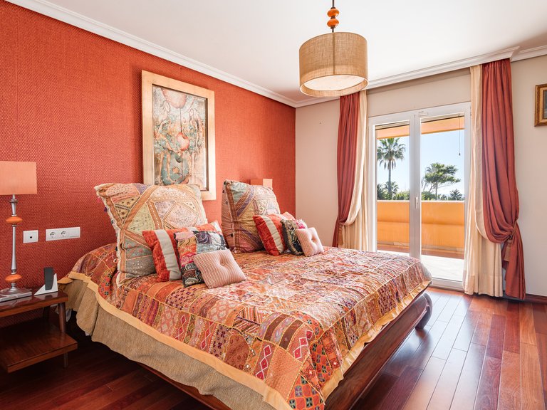 Villa for Sale in Estepona East, Estepona, Malaga 34