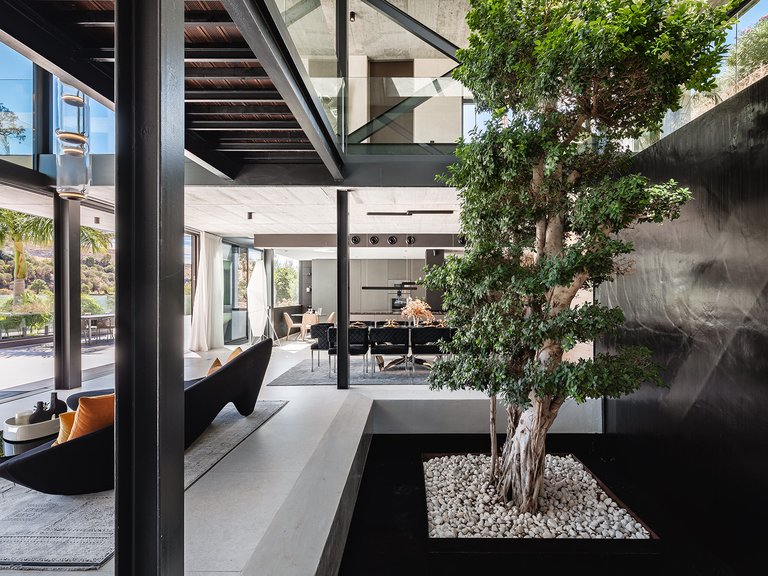 Villa for Sale in Marbella, Malaga 37