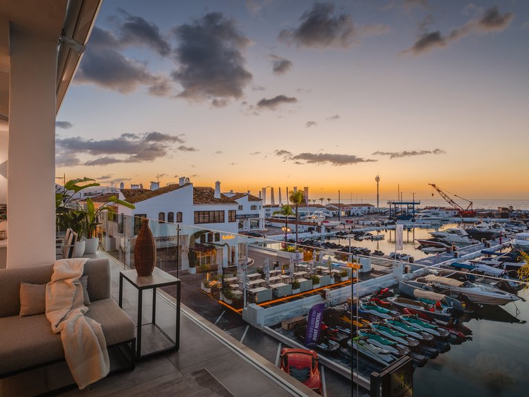 Penthouse for Sale in Marbella, Malaga 13