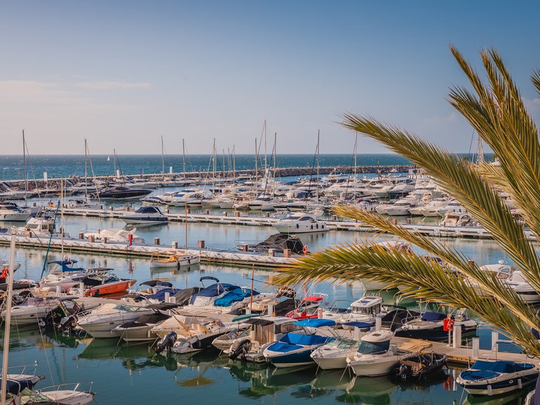 Penthouse for Sale in Marbella, Malaga 45
